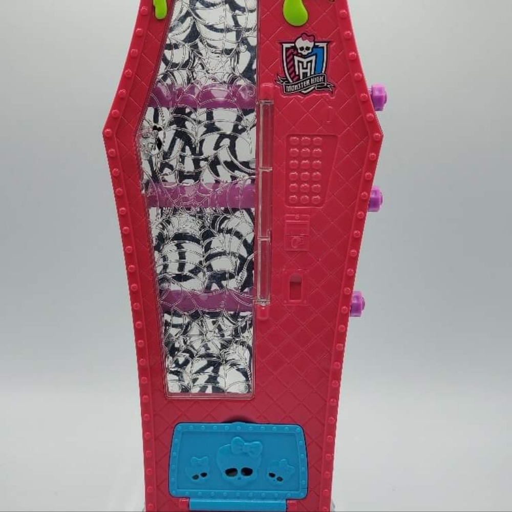 Monster High Social Spot Student Lounge Accessory Vending Machine No Accessories